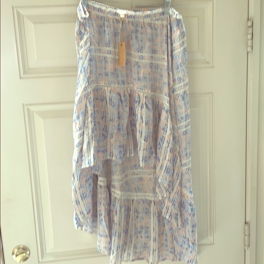 Skirt - High/Low Drsign NWT